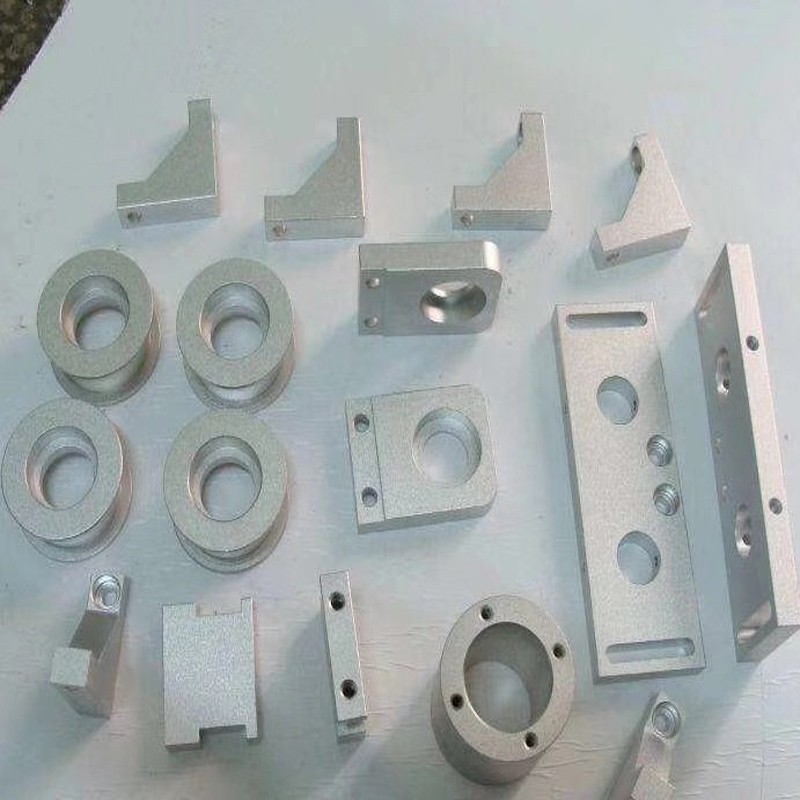 Surface anode of aluminum products